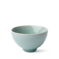 Tasse à thé ronde en céladon clair, Zhang Weijing