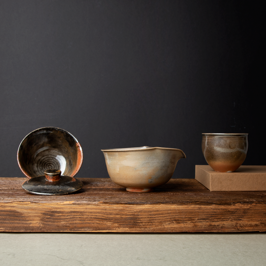 Gaiwan Jiang Liqiang Xu Ni