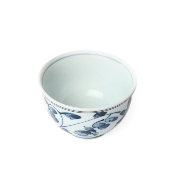 Tasse à thé japonaise en porcelaine Karakusa