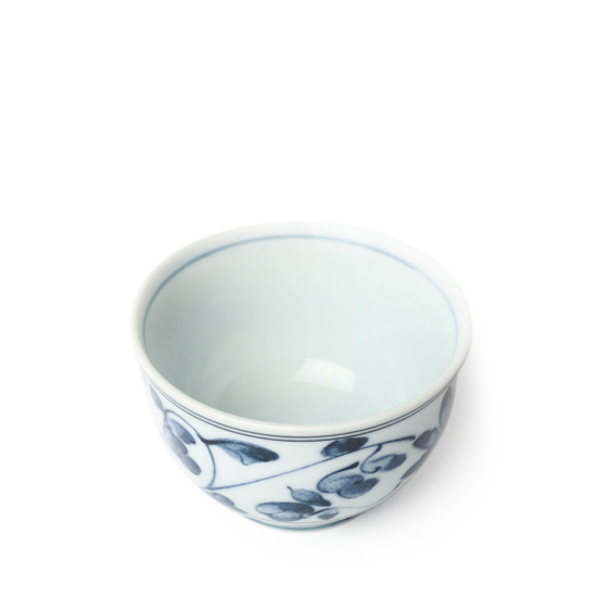 Tasse à thé japonaise en porcelaine Karakusa