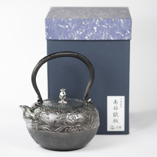 Satetsu Tetsubin Iwachu Sakura