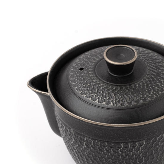 Jingdezhen Eisenglasur Teekanne ohne Griff